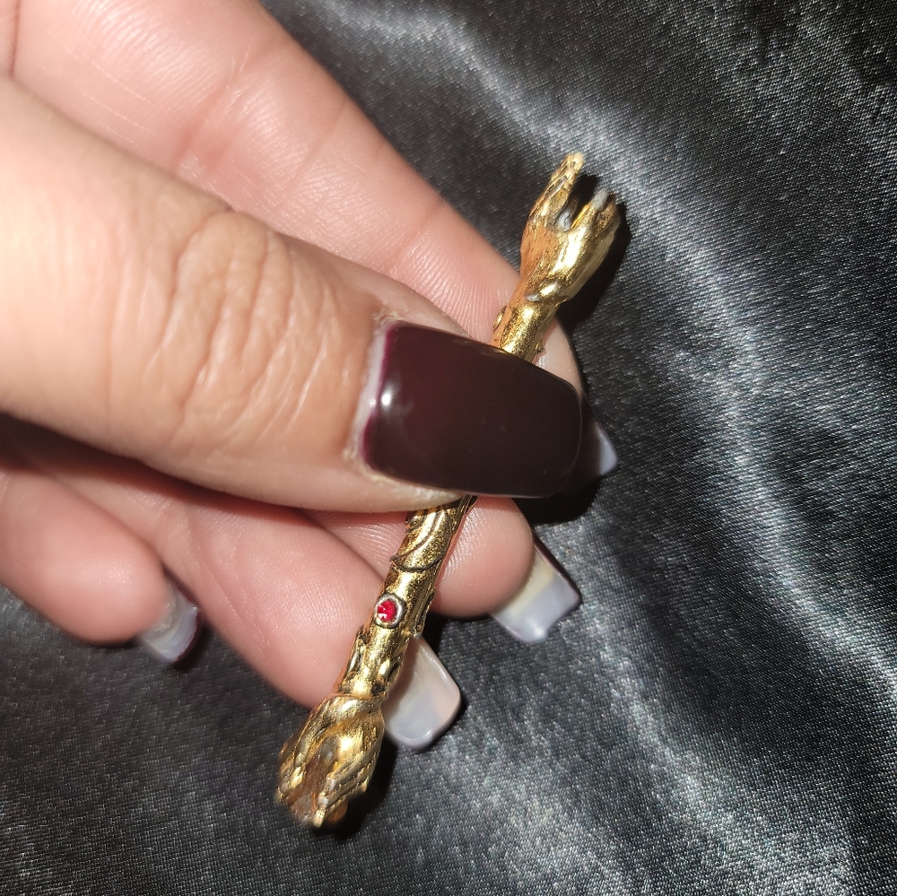 Necklace Charm - Picture 2 of 7